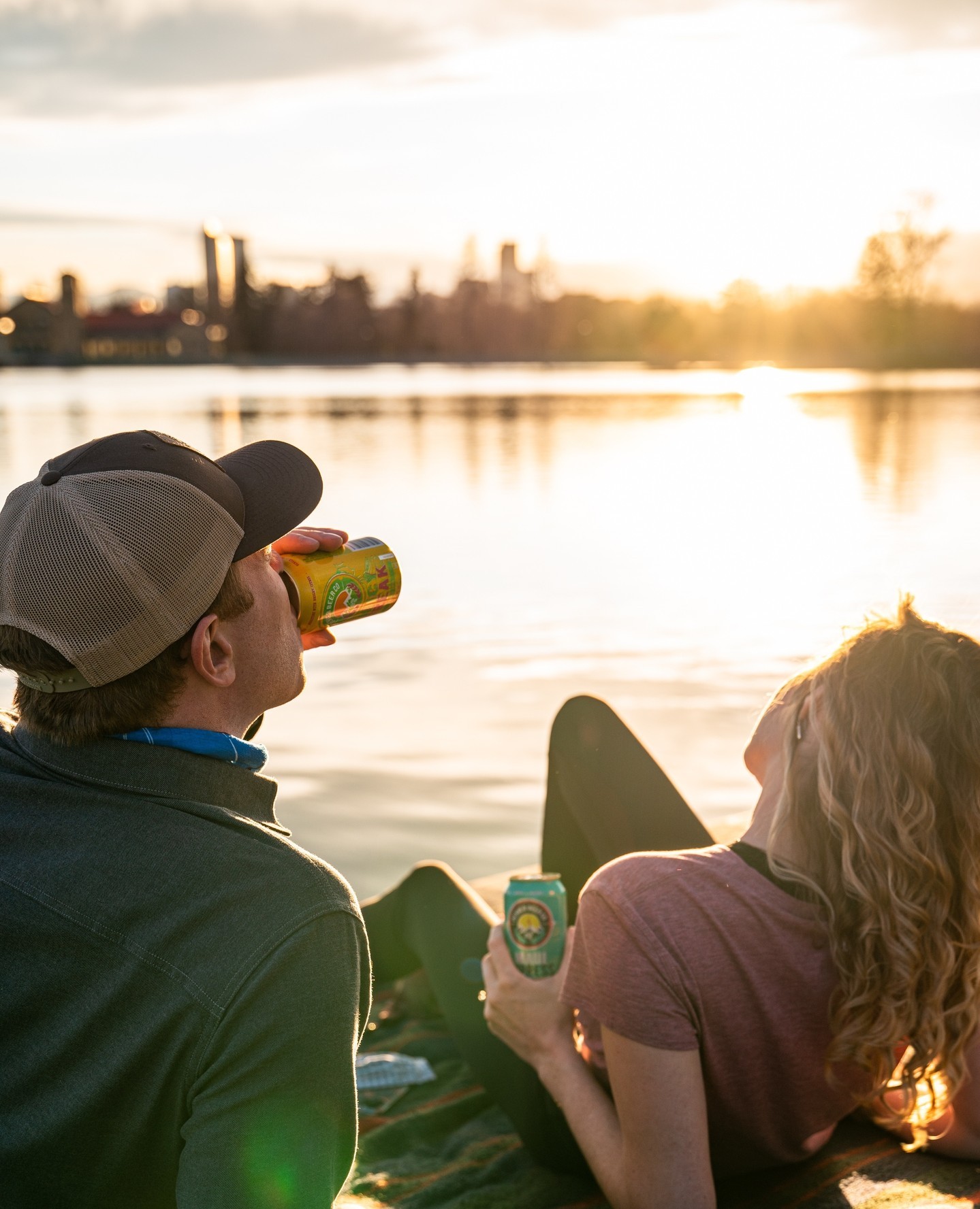 Days are getting longer, and a little bit warmer.⁠Spring is on the way, and our 300 days of sunshine mean more opportunities to share a beer outdoors and admire our incredible city.⁠It also means a favorite seasonal beer is coming back!⁠Look for Maui Express in our taprooms and in six-packs in the next few weeks!