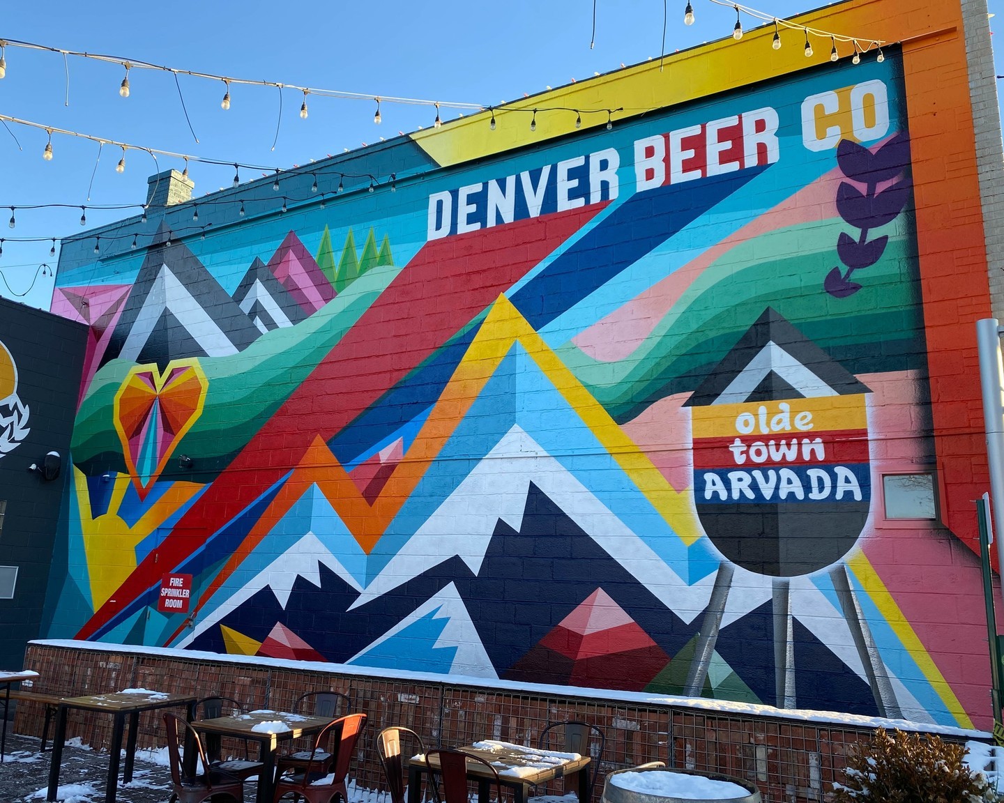 Check it out! @patmilbery bringing the good vibes to our Olde Town Arvada Taproom with this amazing work of art! Pat's art, like our beer, is all about bringing folks together and spreading positivity. We are honored to showcase his work, support the local arts community, and provide a welcoming space for people to gather and connect over a pint (or two). Be sure to show Pat some love, an appreciation in the comments, or buy him a pint the next time you see him at one of our Taprooms!